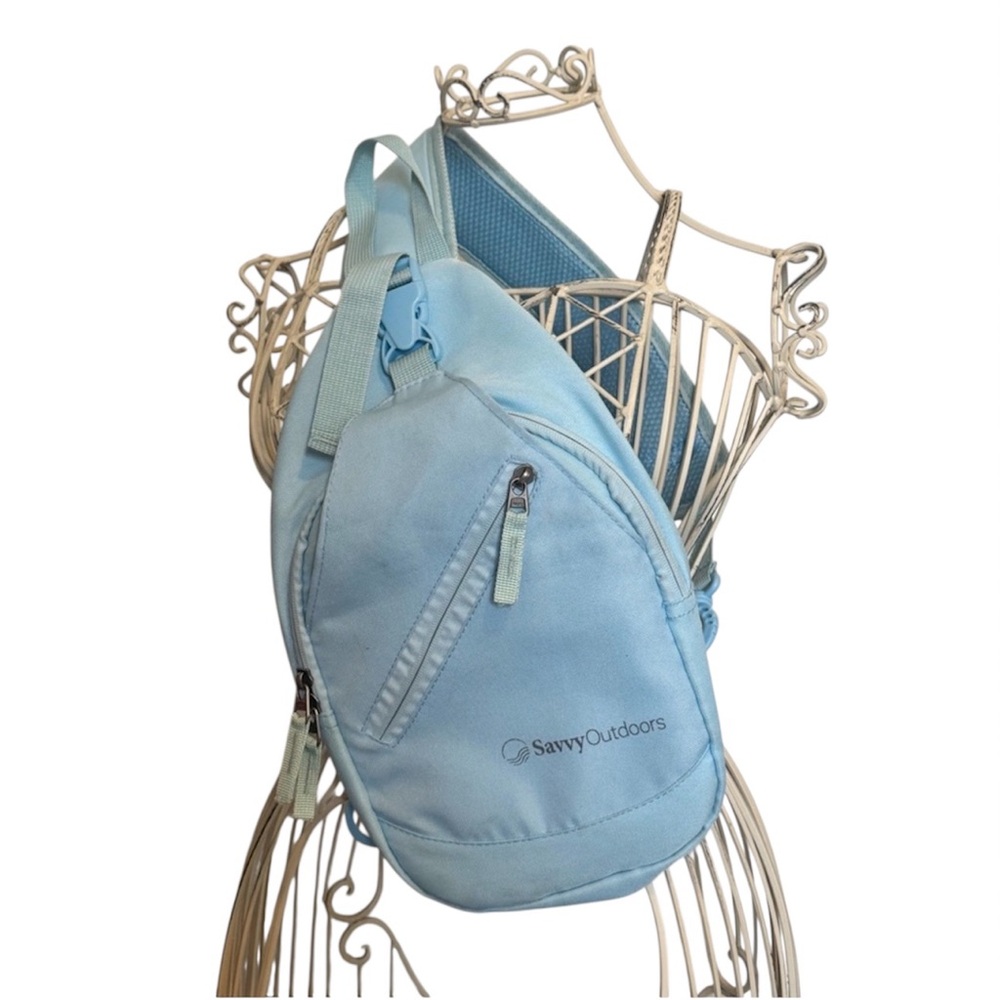 Savvy Outdoors Light Blue Sling Bag